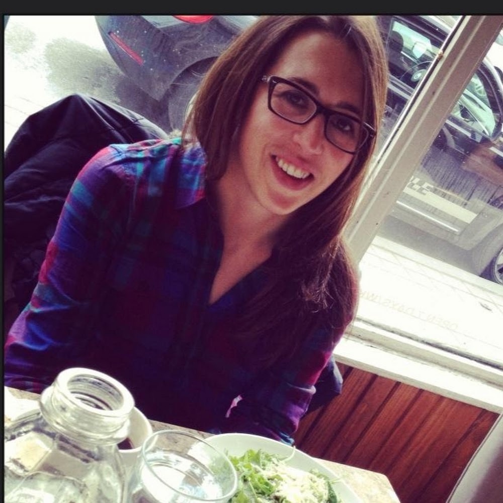 Meet your Posher, Anna